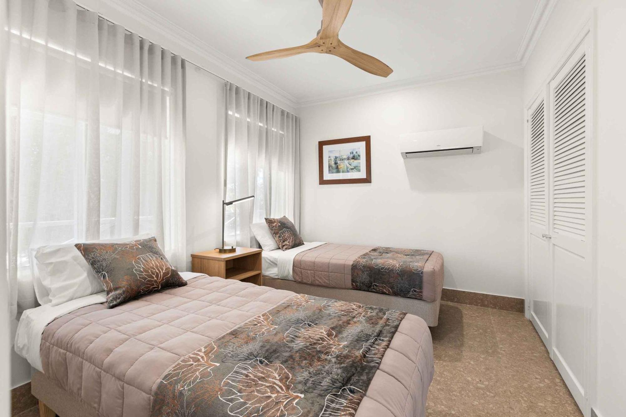 มูนไลท์ เบย์ สวีท Aparthotel บรูม ภายนอก รูปภาพ