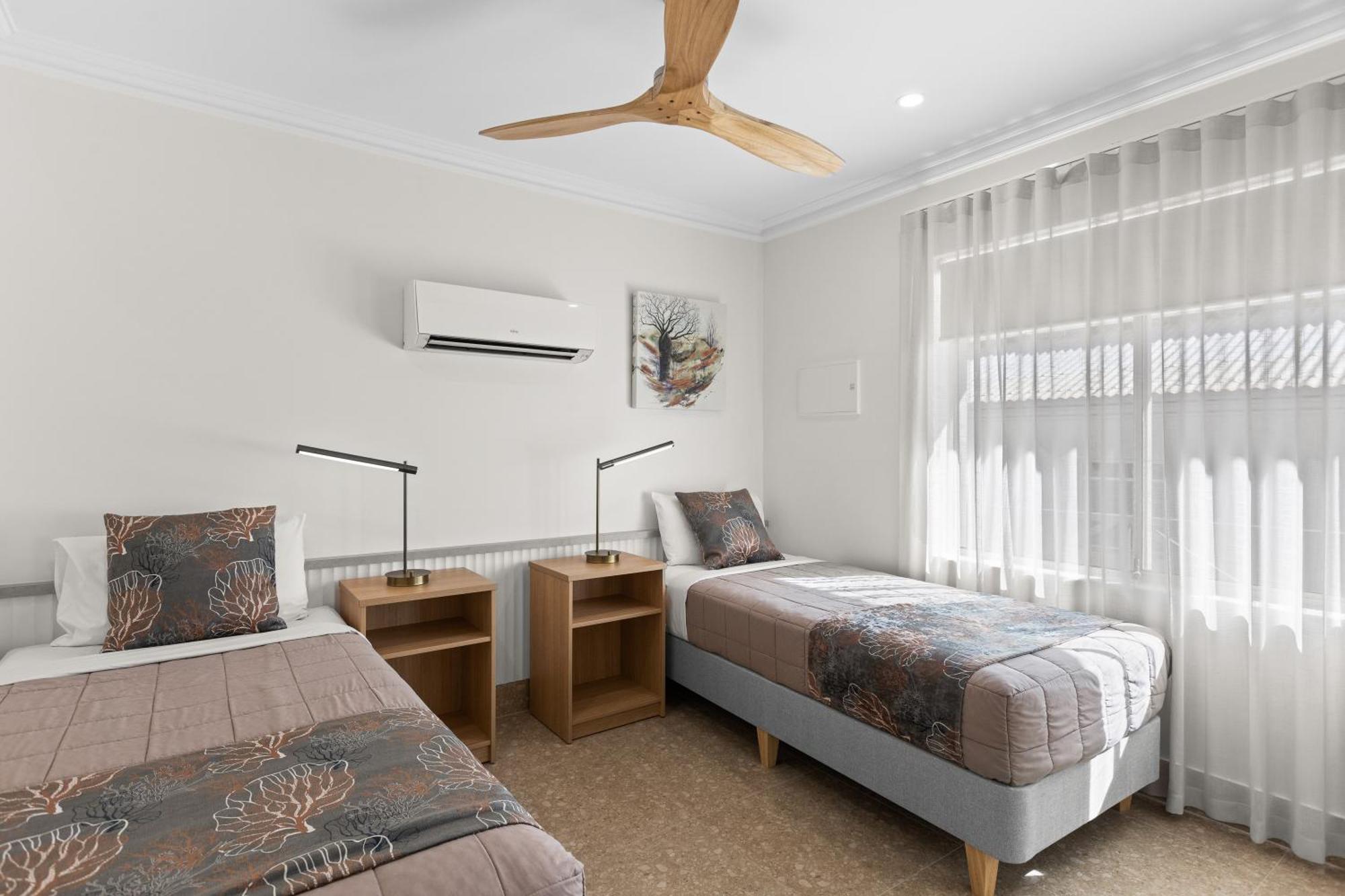 มูนไลท์ เบย์ สวีท Aparthotel บรูม ภายนอก รูปภาพ