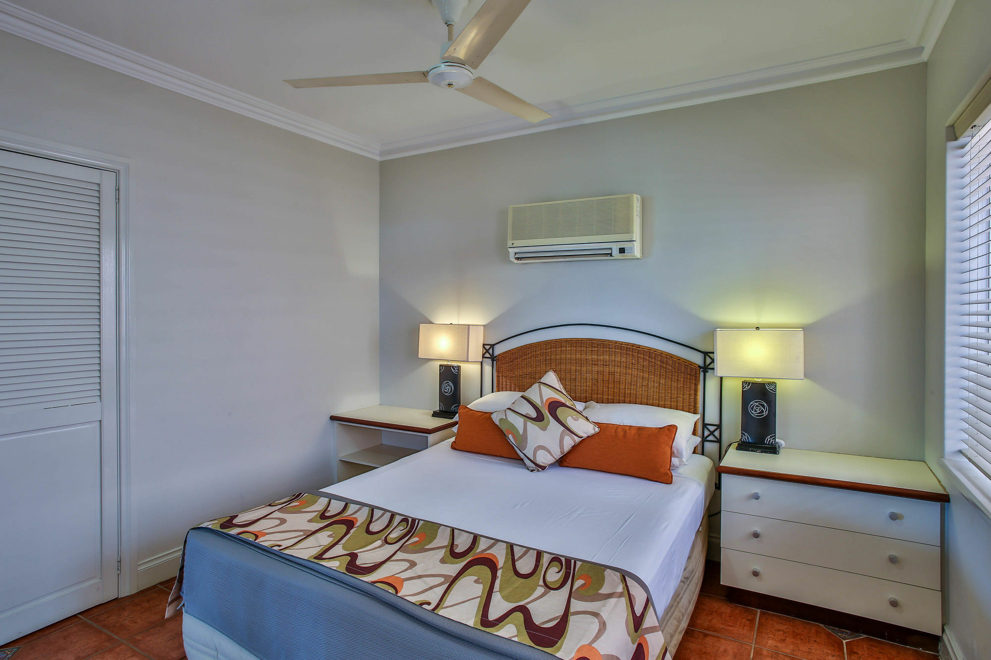มูนไลท์ เบย์ สวีท Aparthotel บรูม ภายนอก รูปภาพ
